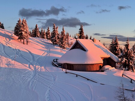 Zimske počitnice na Veliki planini v znamenju odlične smuke in družinskega veselja (4)